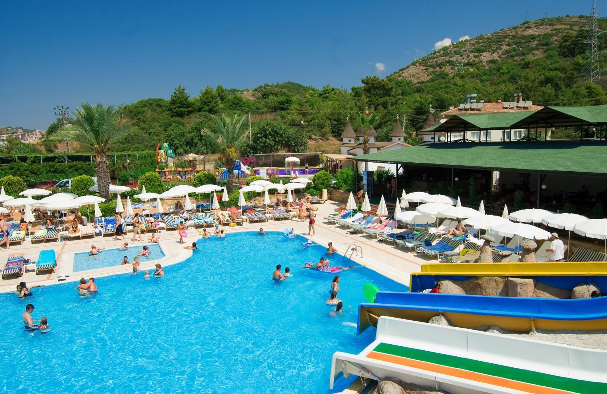 Beach Club Doganay Hotel Konaklı Екстериор снимка