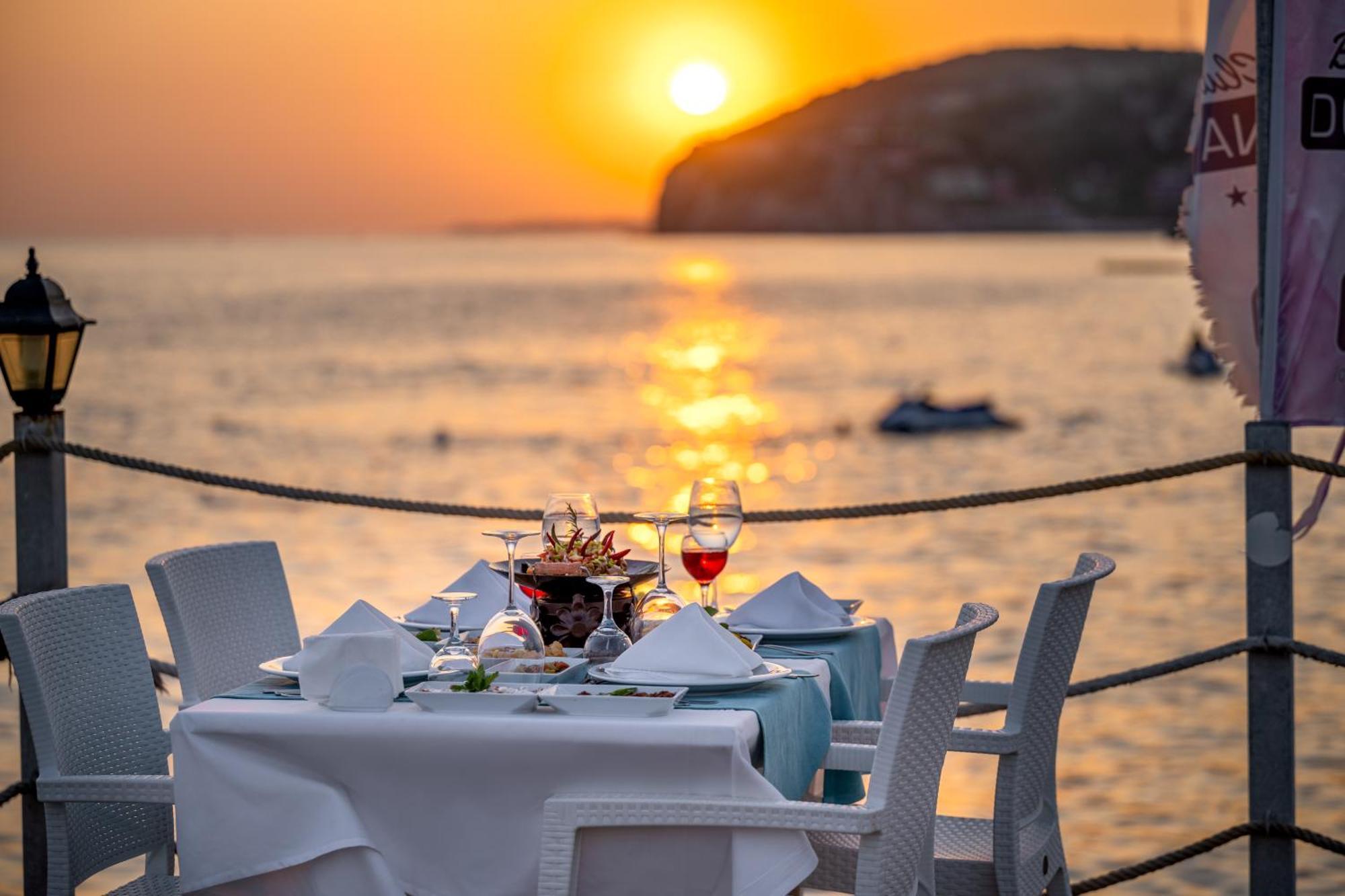 Beach Club Doganay Hotel Konaklı Екстериор снимка