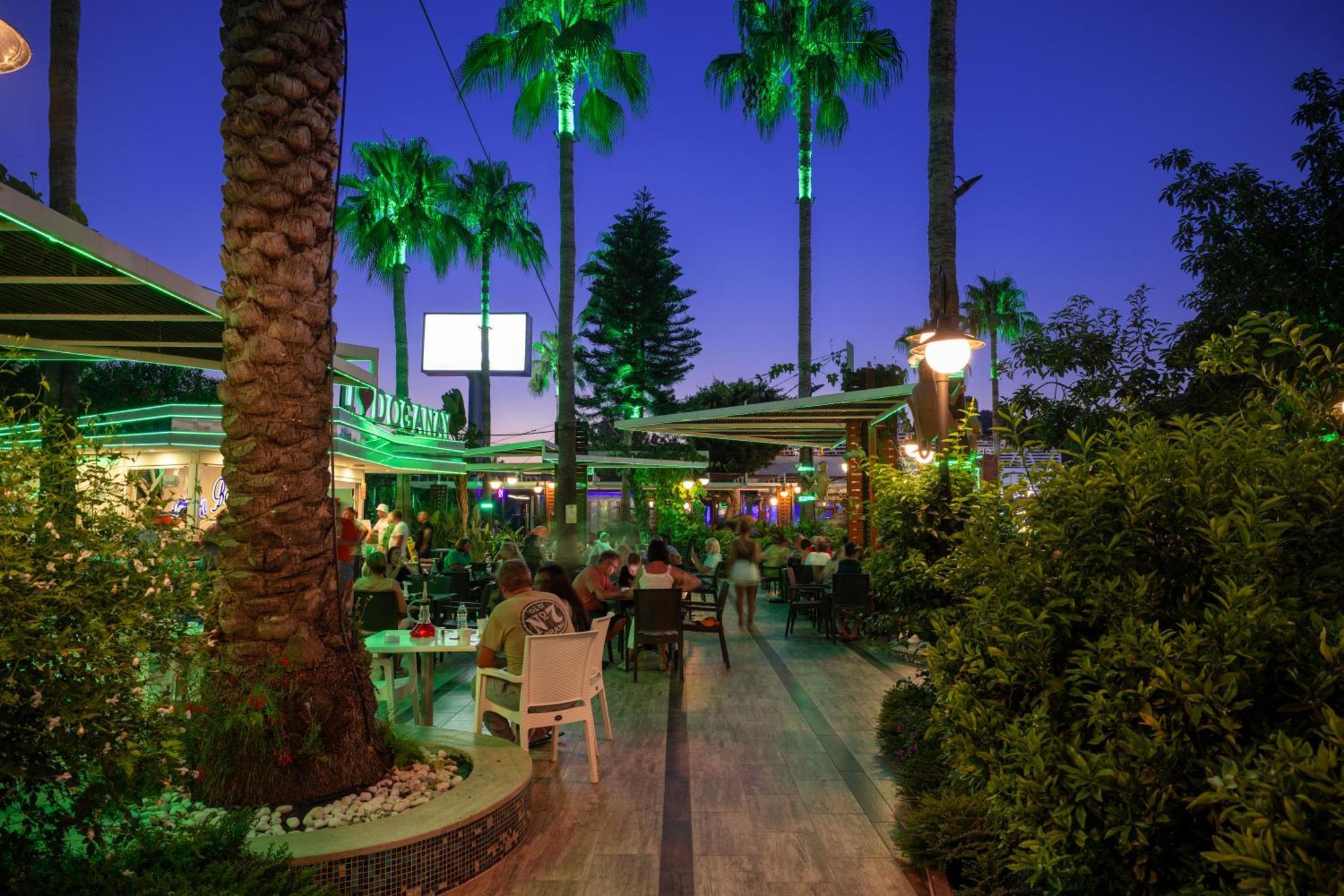 Beach Club Doganay Hotel Konaklı Екстериор снимка